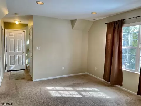 16 Julia Ter, Dover, NJ 07801 photo 15