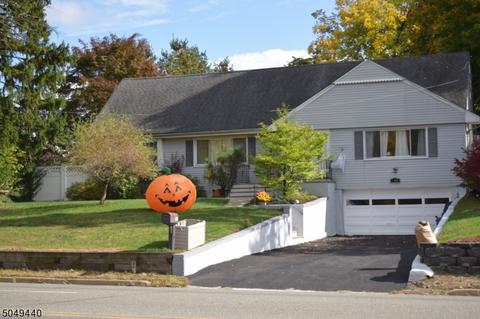 368 Valley Rd, Wayne, NJ 07470 photo 2