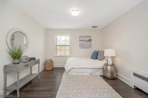 36 Windsor Pl, Montclair, NJ 07043 photo 14