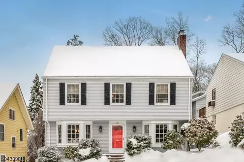 36 Windsor Pl, Montclair, NJ 07043 photo 1