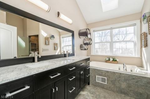 6 Stratton Ct, Hackettstown, NJ 07840 photo 17