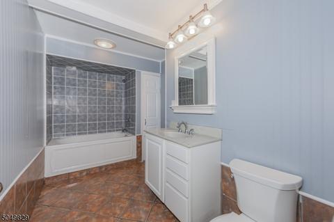 1 Oak St, Wanaque Boro, NJ 07420 photo 10