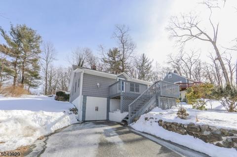 1 Oak St, Wanaque Boro, NJ 07420 photo 4