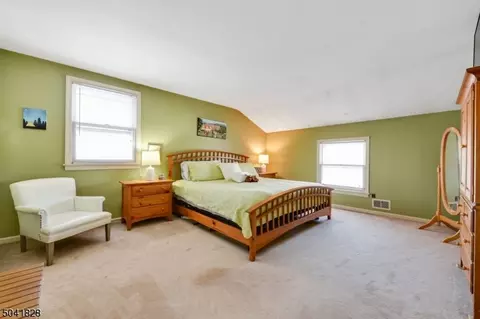 489 Lyons Rd, Bernards Twp, NJ 07920 photo 14