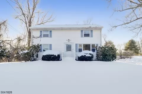 489 Lyons Rd, Bernards Twp, NJ 07920 photo 1