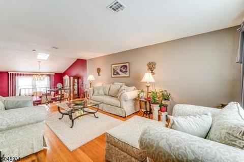 5 Mohawk Ave, Middlesex, NJ 08846 photo 6
