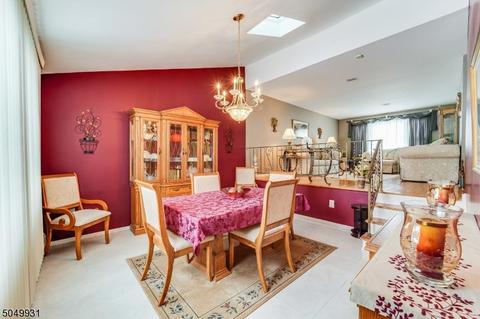 5 Mohawk Ave, Middlesex, NJ 08846 photo 10