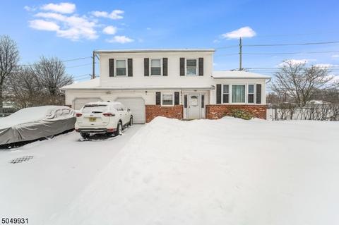 5 Mohawk Ave, Middlesex, NJ 08846 photo 1