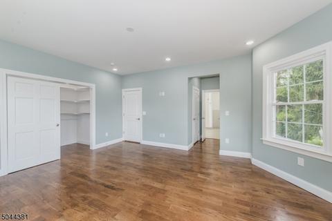 82 Christopher St, Montclair, NJ 07042 photo 14