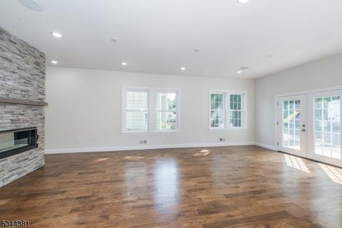 82 Christopher St, Montclair, NJ 07042 photo 7