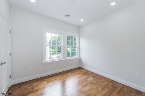 82 Christopher St, Montclair, NJ 07042 photo 23
