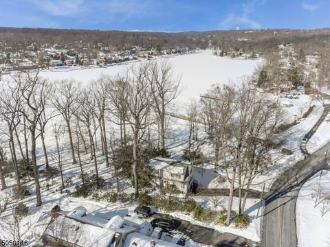 59 Lake Dr, Wayne, NJ 07470 photo 2