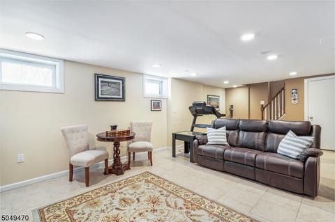 10 Carroll Dr, Mendham, NJ 07945 photo 15