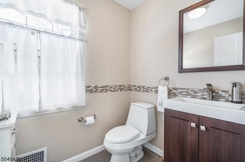 10 Carroll Dr, Mendham, NJ 07945 photo 22
