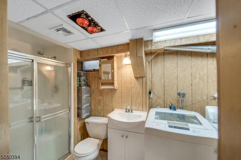 611 Schaefer Ave, Oradell, NJ 07649 photo 13