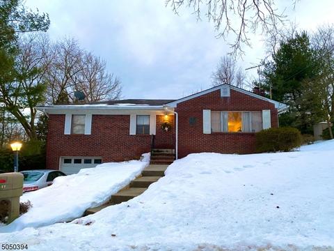 611 Schaefer Ave, Oradell, NJ 07649 photo 2