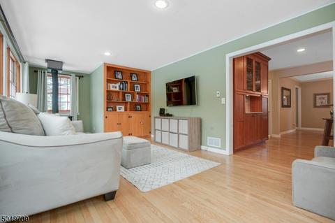 7 Meadowbrook Ct, Summit, NJ 07901 photo 9