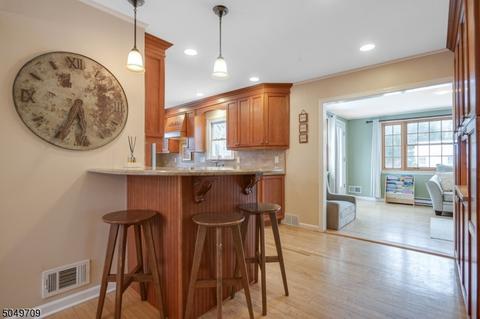 7 Meadowbrook Ct, Summit, NJ 07901 photo 6