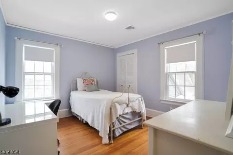 39 Myrtle Ave, Millburn, NJ 07041 photo 16