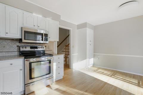 153 Maple Ave, Berkeley Heights, NJ 07922 photo 7