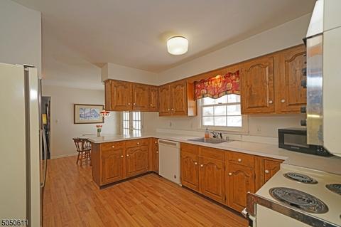 64 Bald Eagle Rd, Hackettstown, NJ 07840 photo 7
