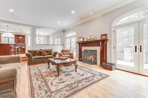 47 Ackerman St, Waldwick, NJ 07463 photo 5