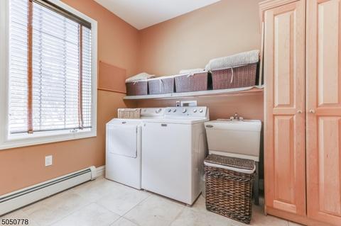 47 Ackerman St, Waldwick, NJ 07463 photo 14