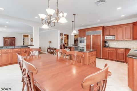 47 Ackerman St, Waldwick, NJ 07463 photo 11