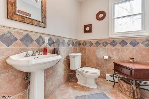 47 Ackerman St, Waldwick, NJ 07463 photo 15