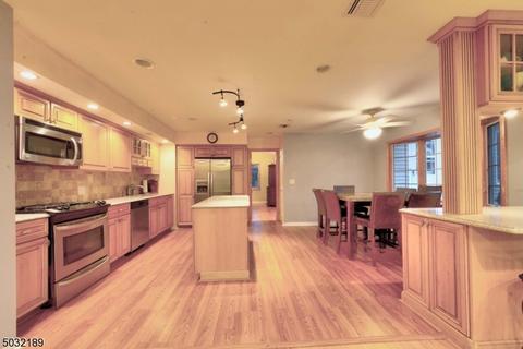 26 Van Ness Ave, Pequannock Twp., NJ 07444 photo 3
