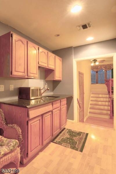 26 Van Ness Ave, Pequannock Twp., NJ 07444 photo 12