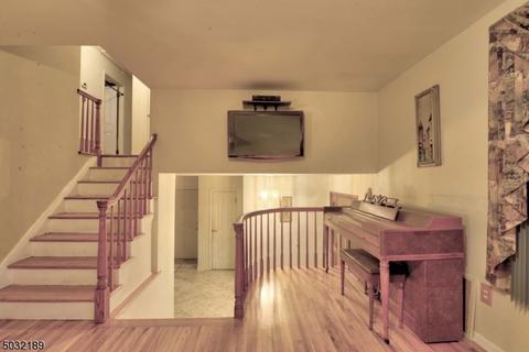 26 Van Ness Ave, Pequannock Twp., NJ 07444 photo 6