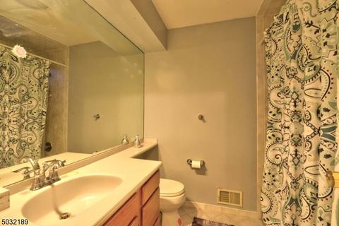 26 Van Ness Ave, Pequannock Twp., NJ 07444 photo 19