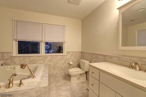 26 Van Ness Ave, Pequannock Twp., NJ 07444 photo 15
