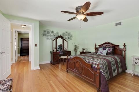 30 Lucas Ln, Wayne, NJ 07470 photo 17