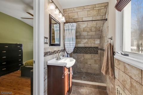 30 Lucas Ln, Wayne, NJ 07470 photo 19