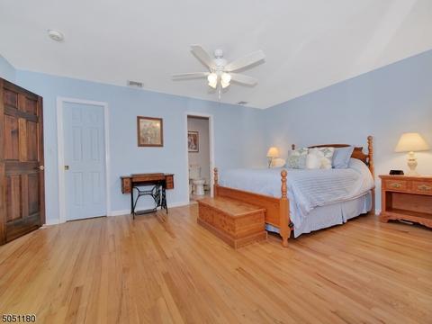 81 Webster Dr, Wayne, NJ 07470 photo 14