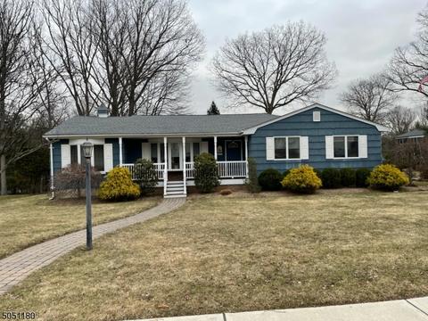 81 Webster Dr, Wayne, NJ 07470 photo 1
