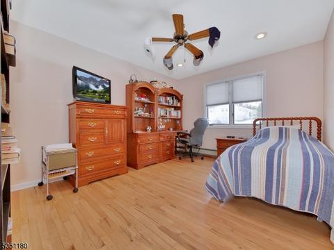 81 Webster Dr, Wayne, NJ 07470 photo 10