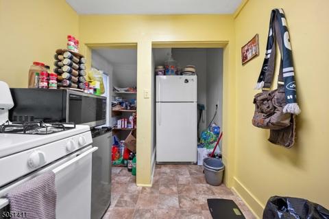 103 E Washington Ave, Washington, NJ 07882 photo 5