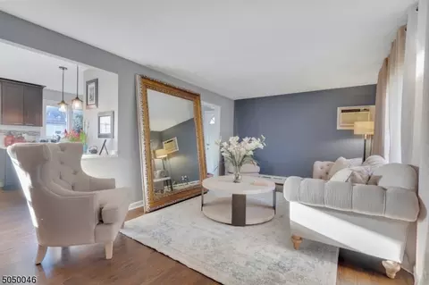 5 Linden Rd, Wayne, NJ 07470 photo 3