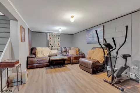 5 Linden Rd, Wayne, NJ 07470 photo 13