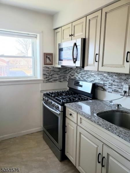 960 Main St #19, Hackensack, NJ 07601 photo 13
