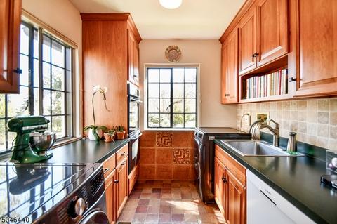 1 Druid Hill Rd, Summit, NJ 07901 photo 11