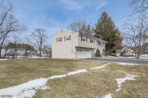 115 Andover Dr, Wayne, NJ 07470 photo 2