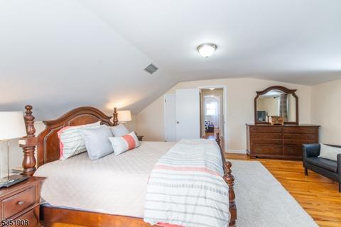 53 Devonshire Rd, Cedar Grove, NJ 07009 photo 19
