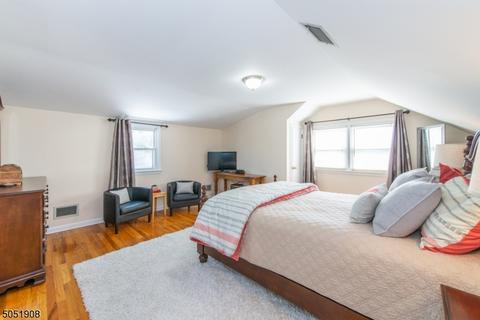 53 Devonshire Rd, Cedar Grove, NJ 07009 photo 18