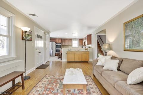 22 Marcy Ave, Springfield, NJ 07081 photo 4