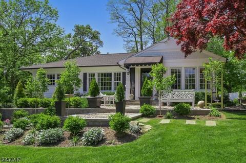 8 Harvey Ct, Summit, NJ 07901 photo 1