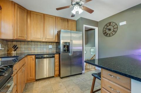 564 Malcolm Rd, Union, NJ 07083 photo 6
